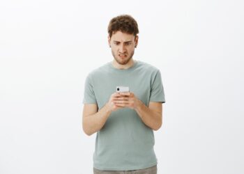 Cara Mengatasi HP Mati Sendiri