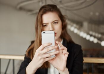 Cara Menggunakan Google Meet di HP dan Laptop