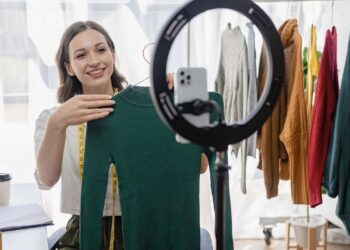 Cara Seru untuk Live di TikTok: Langsung Siaran dan Interaksi Real-Time!