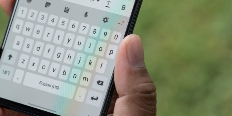 Cara Asyik Perbaiki Keyboard HP yang Bermasalah