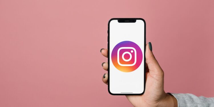 Cara Asyik Atasi Instagram yang Suka Berhenti