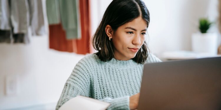 Cara Gaul Buat Atasi Kursor yang Hilang di Laptop