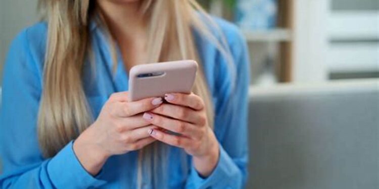 Cara Balikin Aplikasi yang Nggak Muncul di Layar Utama HP dengan Gampang!
