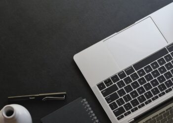 Cara Santai dan Gaul Mematikan Keyboard Laptop: Permanen atau Sementara?