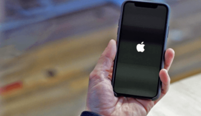 5 Cara Asik Atasin iPhone Stuck di Logo Apple!