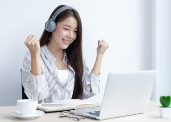 7 Aplikasi Wajib Banget yang Harus Lo Instal di Laptop Baru, Biar Gak Gagal Paham!