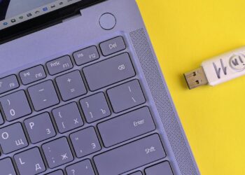 USB Lo Nggak Kedetect? Begini Cara Ngatasinnya!