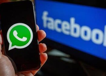 Gampang Banget! Begini Cara Share Story WA ke Facebook, Biar Makin Eksis!