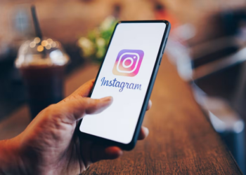 Cara Gokil Arsipin Foto di Instagram, Biar Lo Tetap Mysterious dan Anti Kepo-Kepo Club!