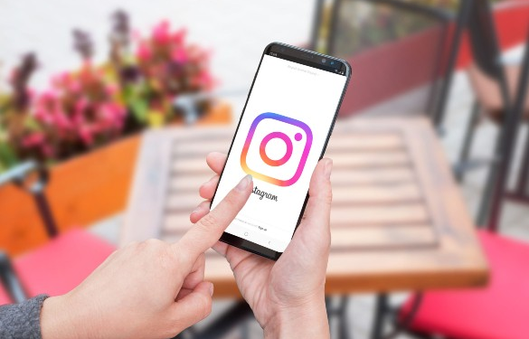 Cara Menghapus Tag di Instagram Biar Hidup Lo Tenang Tanpa Nempel di Postingan Orang